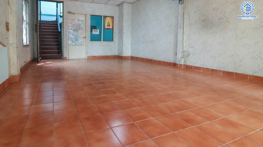 *****ทาวน์เฮ้าส์มือสองย่านนนทบุรี ม.ดิเอมเมอรัลด์พาร์ค เรวดี-ติวานนท์ หลังมุม! บนเนื้อที่ 32.3 ตร.ว. ฟังก์ชั่น 2 ห้องนอน 2 ห้องน้ำ 1 ที่จอดรถ แถมฟรี! 3 เครื่องปรับอากาศ บ้านสภาพดี น่าอยู่ เพียง9 นาทีก็ถึงรถไฟฟ้าสายสีม่วง "สถานีกระทรวงสาธารณสุข" ใกล้ทางด่วน "งามวงศ์วาน" จองด่วน!